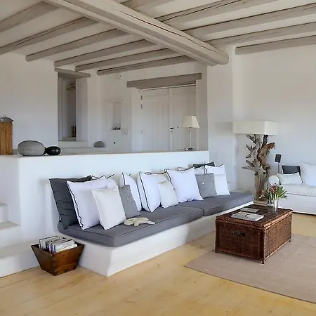 Manita Villa *